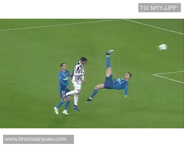 41岁C罗再现神奇倒钩梦回2018：岁月不败英雄，传奇永不落幕